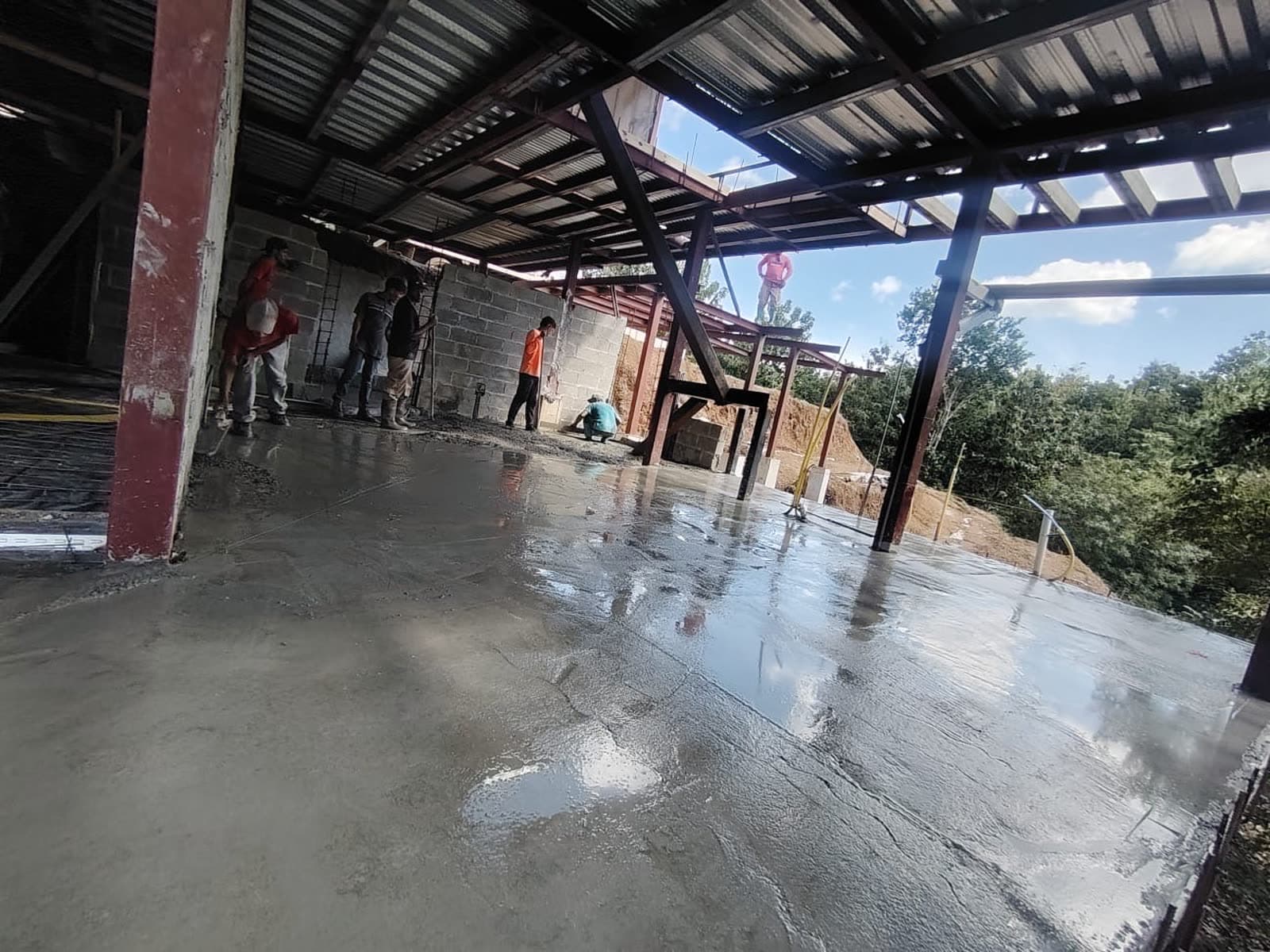 Escuela en Playa Venao — Playa Venao, Pedasí