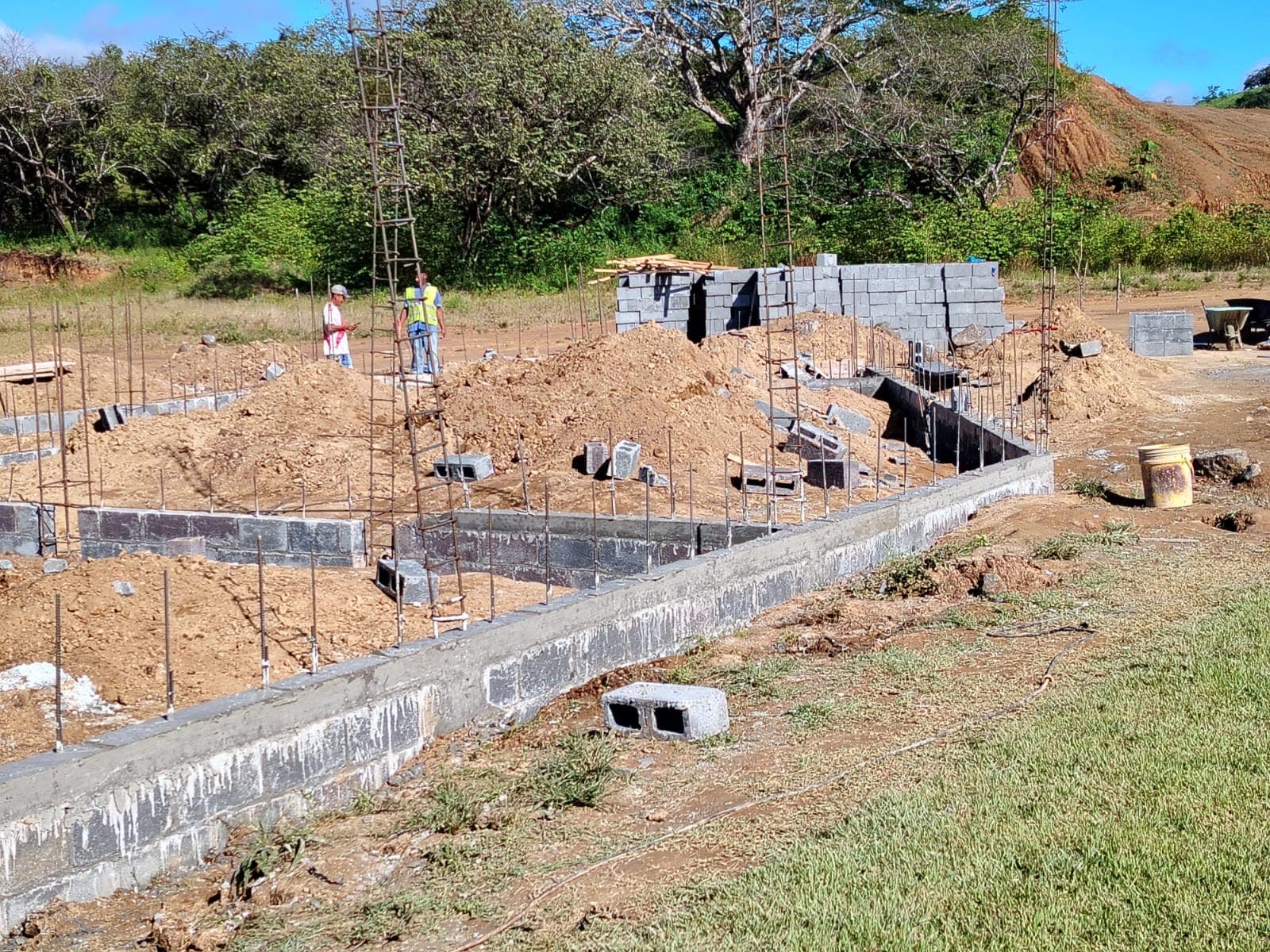 Escuela en Playa Venao — Playa Venao, Pedasí